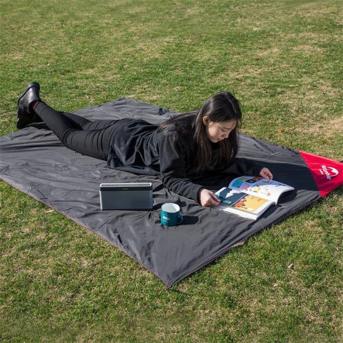 Килимок для пікніка водостійкий надлегкий Naturehike Moisture Picnic Mat NH17D050-B, 145x200 см, чорний