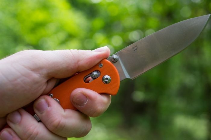 Ніж складаний туристичний Ganzo G740 (9.5 см) 440C / G10 чорний