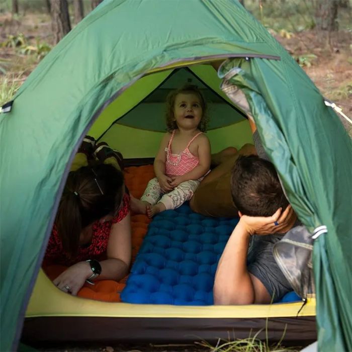 Матрац туристичний надувний одномісний Naturehike FC-10 NH19Z032-P 195x59x6.5 см, блакитний для кемпінгу 