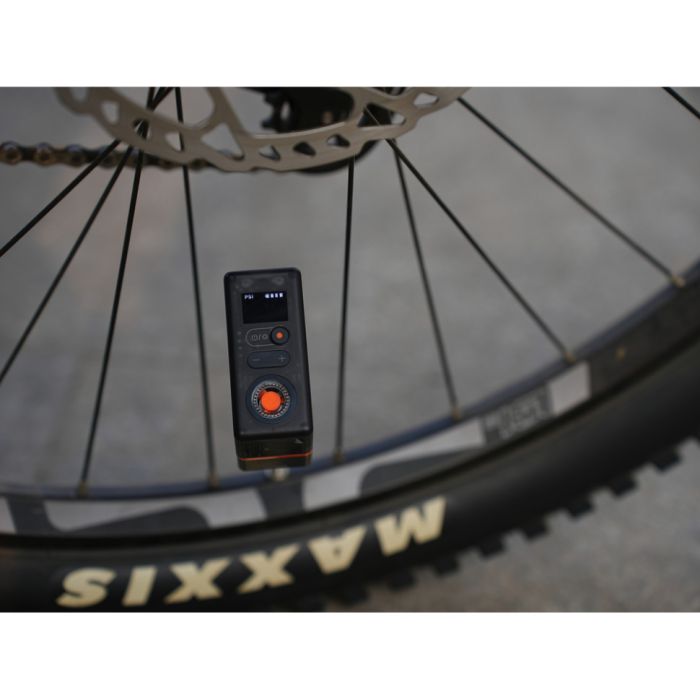 Велосипедний міні насос-задня фара Flextail Tiny Tire Pump ACS, чорний