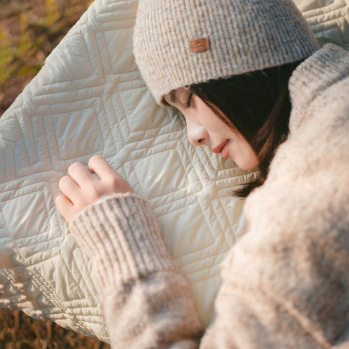 Ковдра з підігрівом Naturehike CNK2450PJ015, 95х190 см, бежева