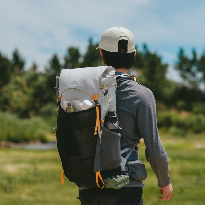 Рюкзак туристичний Naturehike CNK2550XB010, 25 л, чорно-сірий