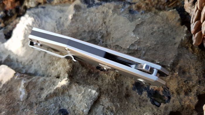 Ніж складаний туристичний Ruike P135-SF, (9.2 см) 14C28N / steel 420 сірий