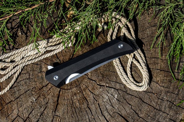 Ніж складаний туристичний Ruike Hussar P121-B, (9.2 см) 14C28N / G10 чорний