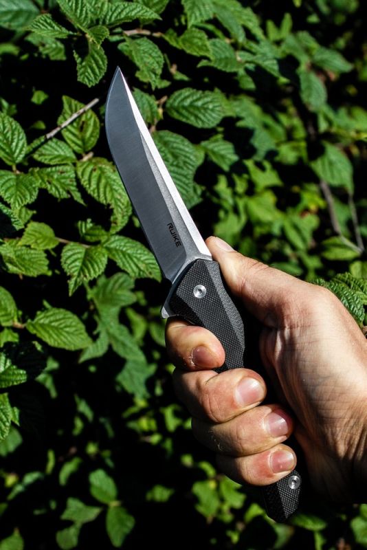 Ніж складаний туристичний Ruike Hussar P121-B, (9.2 см) 14C28N / G10 чорний