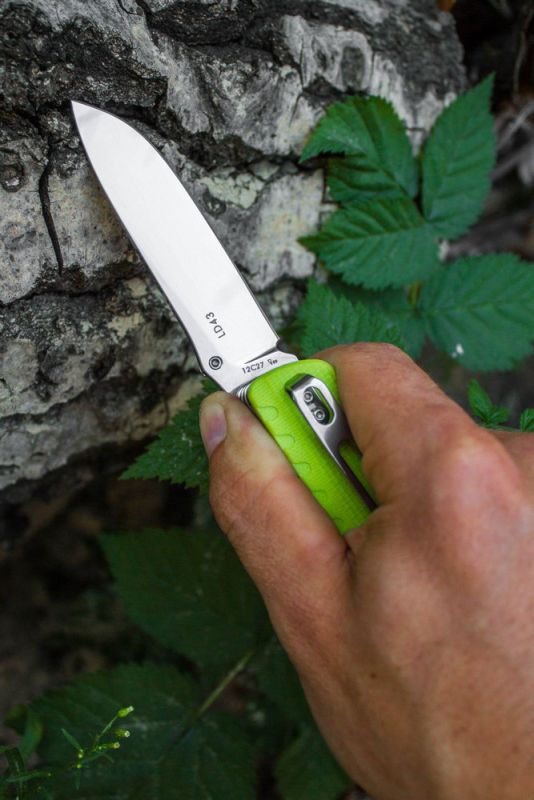 Багатофункціональний ніж Ruike Trekker LD43, (8.5 см) 12C27 / G10 зелений, 15 інстр.