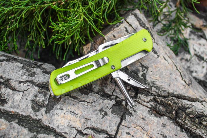 Багатофункціональний ніж Ruike Trekker LD43, (8.5 см) 12C27 / G10 зелений, 15 інстр.