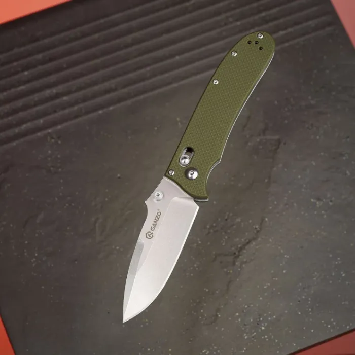 Ніж складаний туристичний Ganzo D704 (8.5 см) D2 / G10 зелений