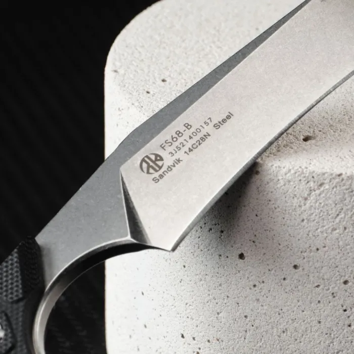 Ніж фіксований туристичний Ruike FS68, (8.6 см) 14C28N / G10 чорний
