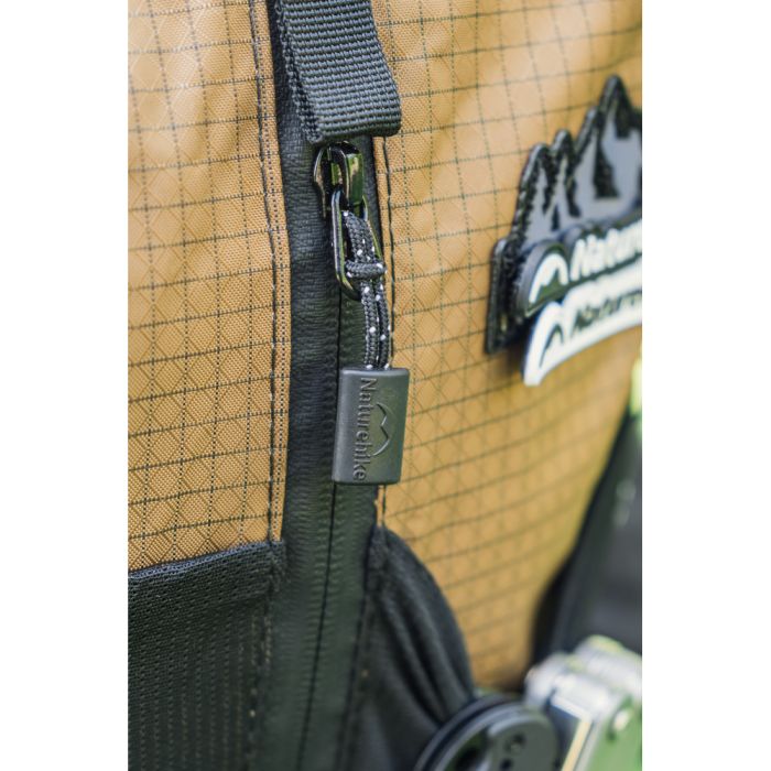 Рюкзак туристичний Naturehike Helium CNK2300016, 30+5 л, коричневий
