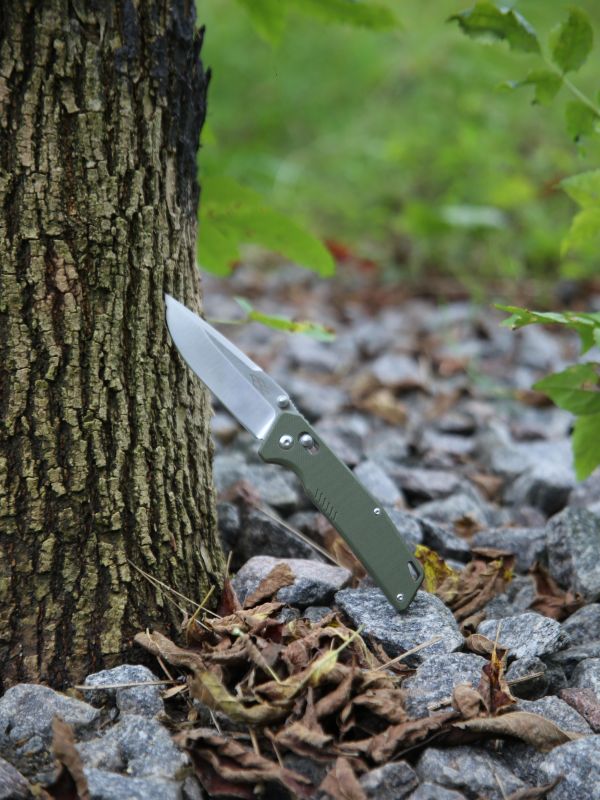Ніж складаний туристичний  Firebird FB7601 (8.7 см) 440С / G10 зелений