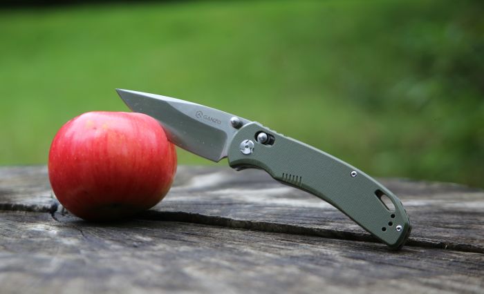 Ніж складаний туристичний Ganzo G7531 (8.9 см) 440С / G10 зелений