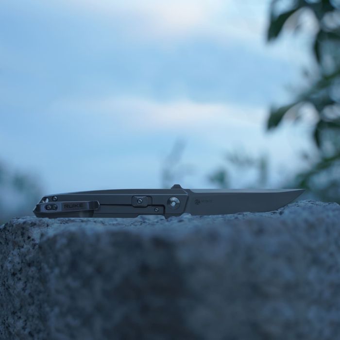 Ніж складаний туристичний Ruike M126-TZ, (9.1 см) steel 154СМ / TC4 (титан) сірий